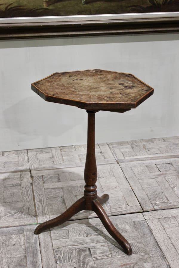 18th century Welsh oak and burr oak tripod table
