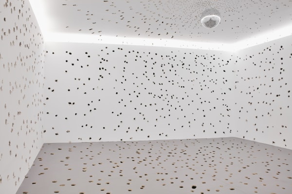 Installation view, Jorge Macchi: Perspectiva, CA2M Centro de Arte Dos de Mayo, Móstoles, Spain, 2017