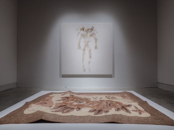 Installation view: Teresa Margolles, Tela Venezuelana, 2019, Human imprint on cloth, 210 × 210 cm, 60th International Art Exhibition – La Biennale di Venezia, Stranieri Ovunque – Foreigners Everywhere. Photo: Matteo de Mayda. Courtesy: La Biennale di Venezia