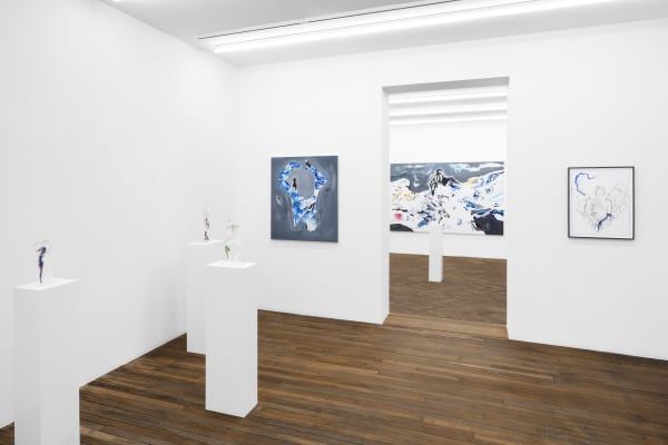 Exhibition view: Grace Schwindt, When a Body Becomes a Landscape, Galerie Peter Kilchmann, Paris, 2024. Photos: Hafid Lhachmi, ADGP Paris. Courtesy of the artist and Galerie Peter Kilchmann Paris/Zurich.