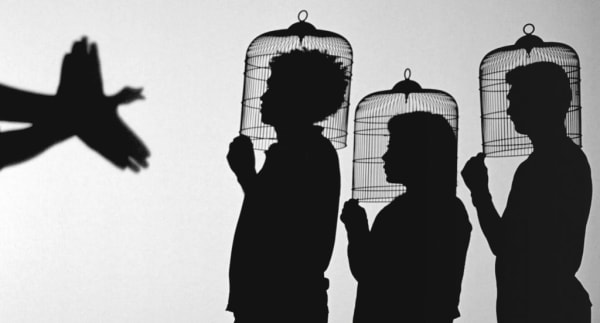 Javier Téllez Shadow Play, 2014 Film installation, 35mm film projection, colour, no sound, 10.56 min. Ed. 2/5 + 2 AP