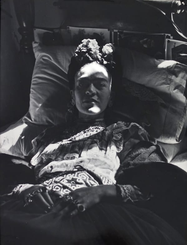 The last portrait of Frida Kahlo. Taken just before her death, 1954 © Bernice Kolko