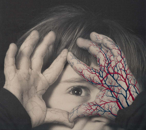 JUANA GÓMEZ Distaff