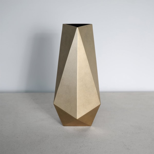 Tom Faulkner - Galena Vase in White Gold