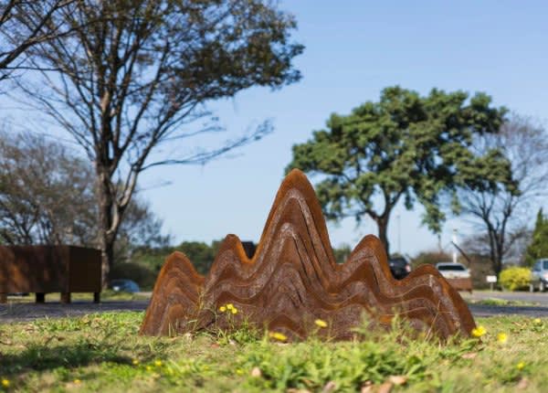 Lai Chi Man , Sculptor's Penholder, 2019