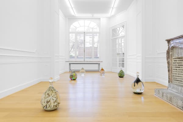 "FACETS OF ENDARKENMENT" L Brussels