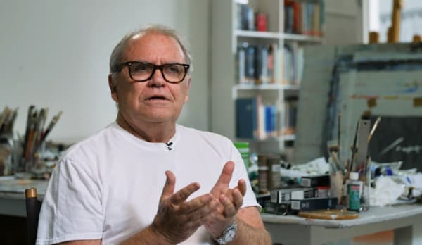 Julio Larraz's sculpture in Viareggio, Video interview