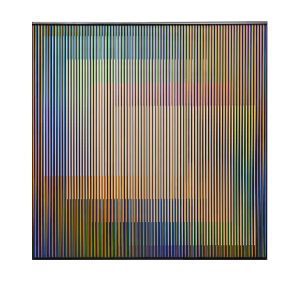 Carlos Cruz-Diez Chromointerférence spatiale Paris 22 Avila, 2018 Chromatography on aluminum, elastic cord 100 x 100 cm