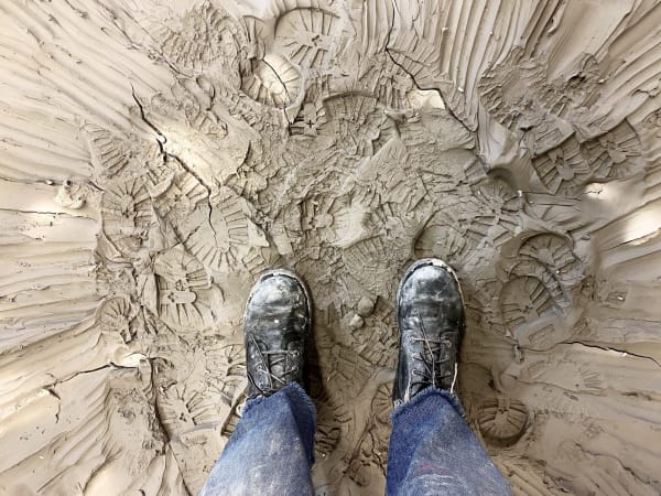 How Brie Ruais Uses Her Own Body to Shape Her Clay Sculptures, and the Desert Sounds That Keep Her Motivated