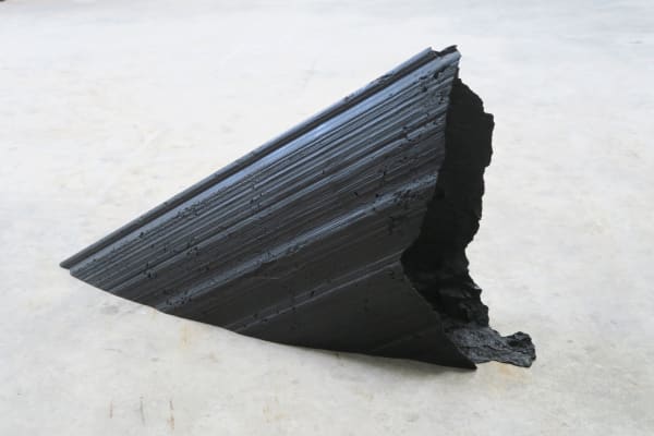 Moment Concrete 46 x 89 x 22 cm. 2022