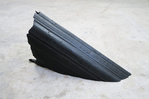 Moment Concrete 46 x 89 x 22 cm. 2022