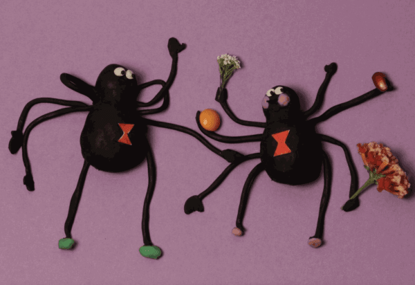 “Sweetheart Spiders,” still from Claymation video by Jamie Stratford