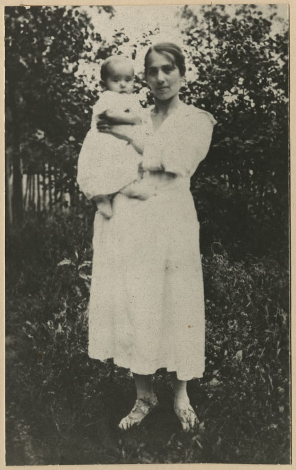 Boris Lurie with his mother, Schaina Lurje, c. 1924