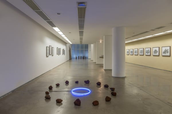 Invento o Mar Laura Belém