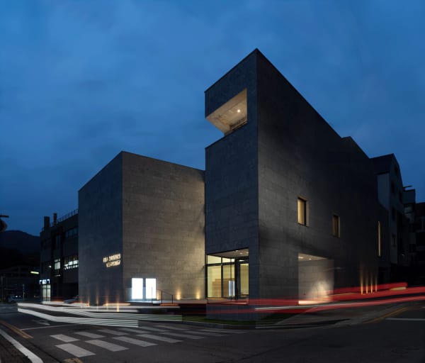 새로운 건축무한육면각체