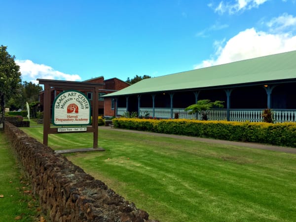 Isaacs Art Center, Big Island