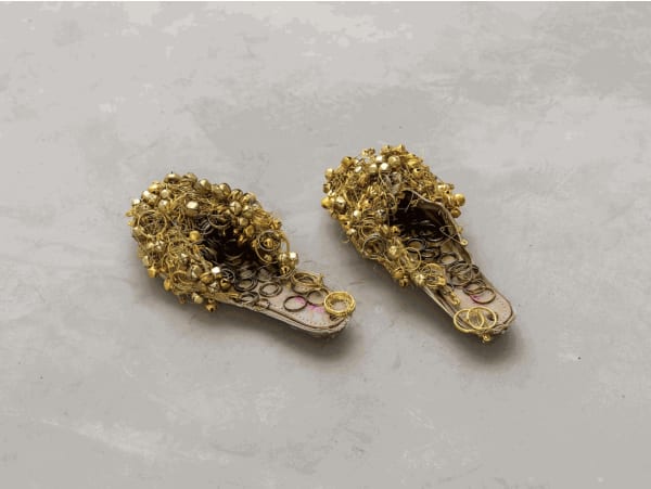 Etti Abergel, Bell Shoes, 2020, rings, bells, shoes, variable dimensions, unique
