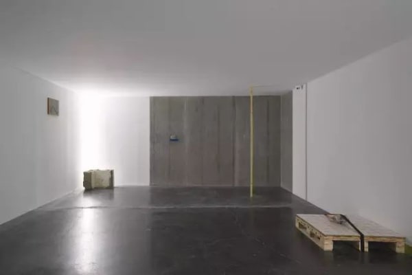 Review on "Decoration: Location" by ZHANG Ruyi