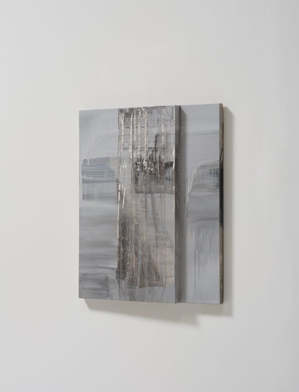 Near Distance 04, 2022, oil on wood panel, 45.5 x 38 x 3.5 cm