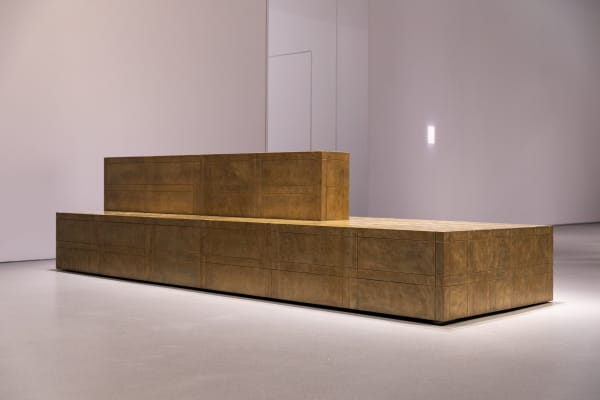 Layered Steel, 2022, brass, 75 x 360 x 120 cm. Courtesy of San Choi