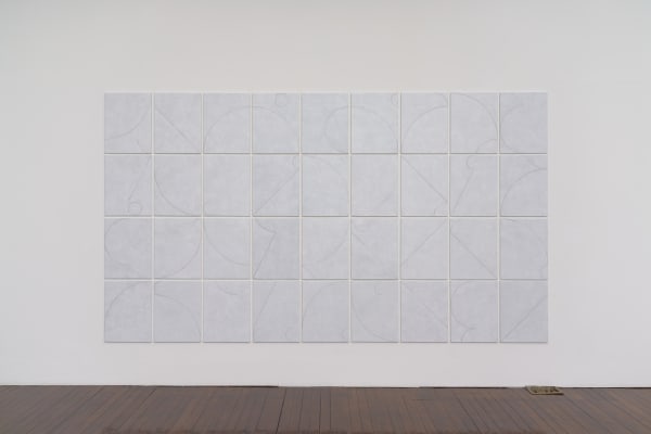 각자의 길을 가다, 2019, oil on canvas, pencil, 53 x 41 cm each, 36 pieces