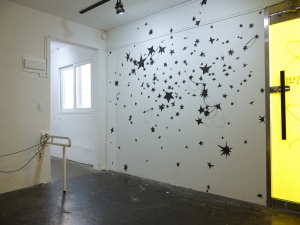 Installation view: Hole Way, 5%, 2022