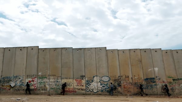 Listening for Traces Conflict, Sound & Memory