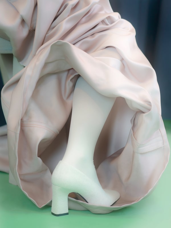 ROSANNA LEFEUVRE, La Chaussure Blanche (The White Shoe), 2017