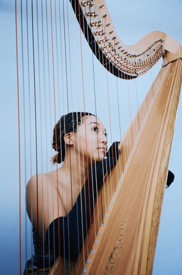 ROUNDCOLLAB presents: "Harp for the Holidays" by Amy Ahn, Solo Harp