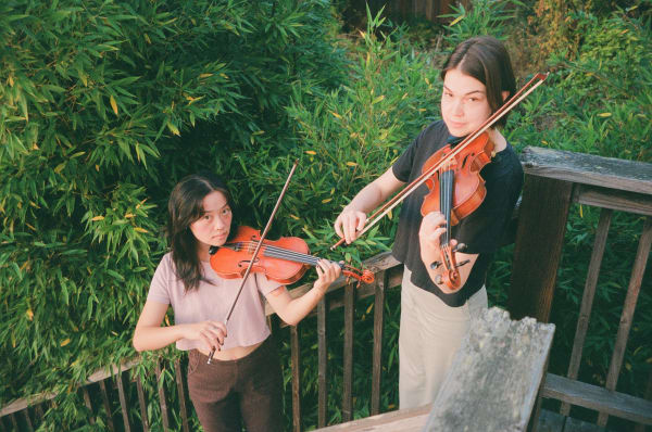 ROUNDCOLLAB presents: "Mirroring" by violin duo Shaina Pan & Corina Santos