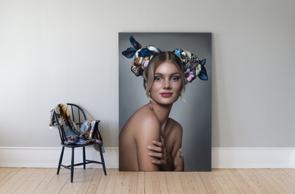 ANNA HALLDIN-MAULE: