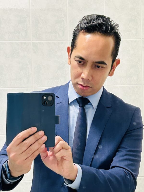 ERIC ERISTON WINARTO, SELFIE, 2023