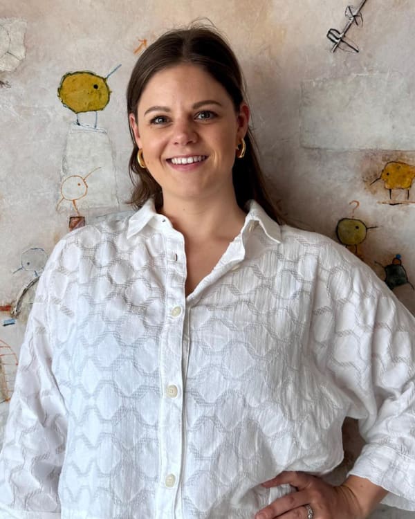 JUSTINE VAN VRECKEM, Management Consultant