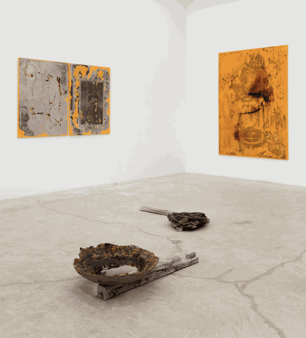 I drive and I think and I look, but I don't know. Lanquidity, Gallery Installation, 2015