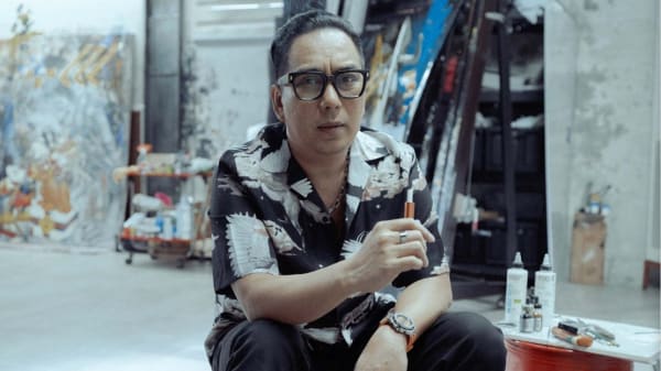 Ronald ventura in the cover of esquire magazine