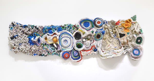Ifeoma U. Anyaeji Eze Fuo eze anochie, (When a king leaves another replaces him – no condition is permanent) 2013 (edited 2015, 2019, 2021/2022) Plasto-yarning, Repurposed used non-biodegradable plastic bags (Plasto-yarns) bottles, wire mesh, twine, Bubblies 420 × 150 × 24 cm