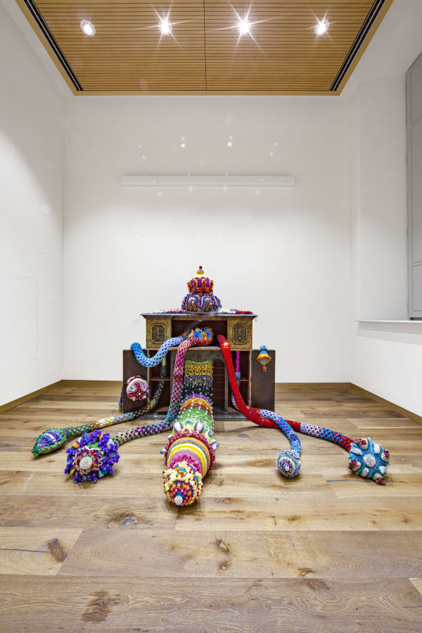 Sculpture: Joana Vasconcelos courtesy of Galleria Mimmo Scognamiglio