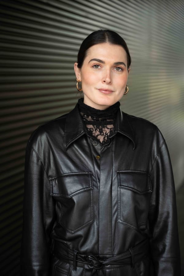 Eva Wuytjens, Artist Liaison & Sales