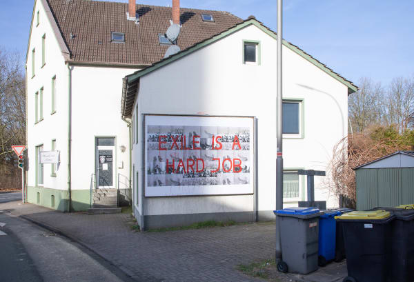 KARMA SERGİ | ANNEM İŞÇİ - WHO SEWS THE RED FLAGS?, MARTA HERFORD, HERFORD