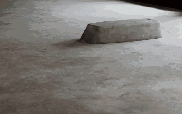 NEW INDIAN ART STAR EVOKES SPACE WITH SCULPTURES