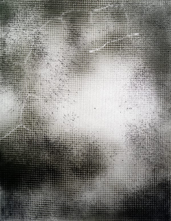 연속된 울타리: screen, 2018, 볼펜, 벽지위에 목탄가루, 52x68.5cm