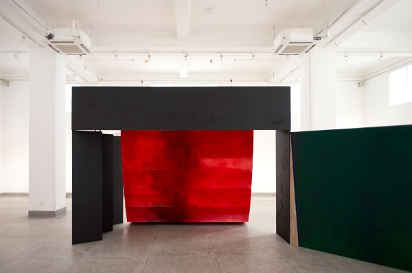 ‘Untitled’ (Gate with Canopy) 2018 Plywood, timber, steel pipe, card, Xuan paper, paint, spray paint, red and black calligraphic ink, rope, pulleys, wire rope, 25kg weights, bolts Dimensions variable. Main structure 290 x 650 x 430 cm