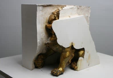 “The between the white wall” (2013)