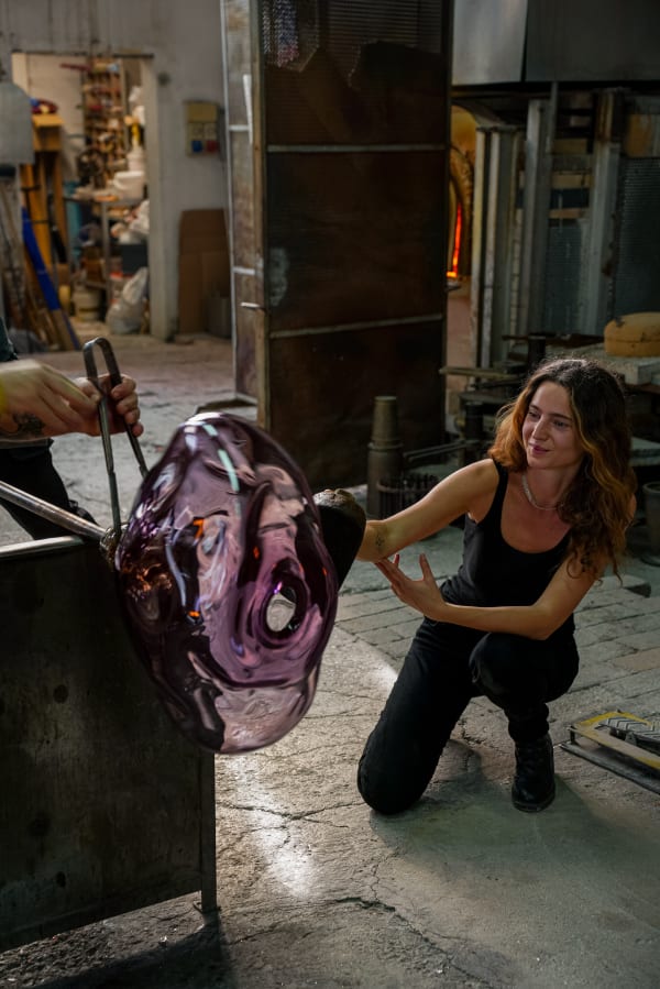 IRENE CATTANEO WORKING IN MURANO FACTORY, VIDEO BY RECORD STUDIO