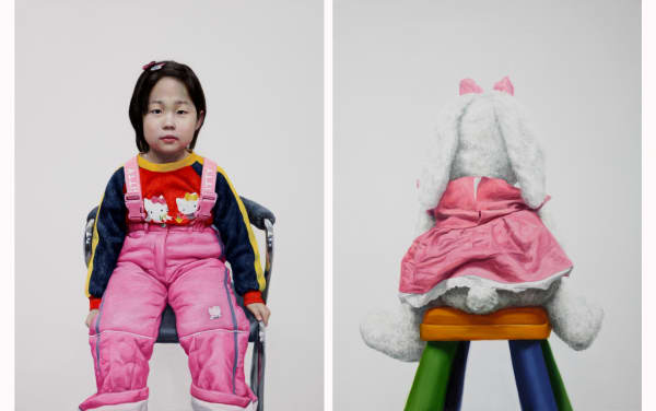 (L) Lee Youn Seo, 2006 (R) Youn Seo's Doll 윤서의 인형