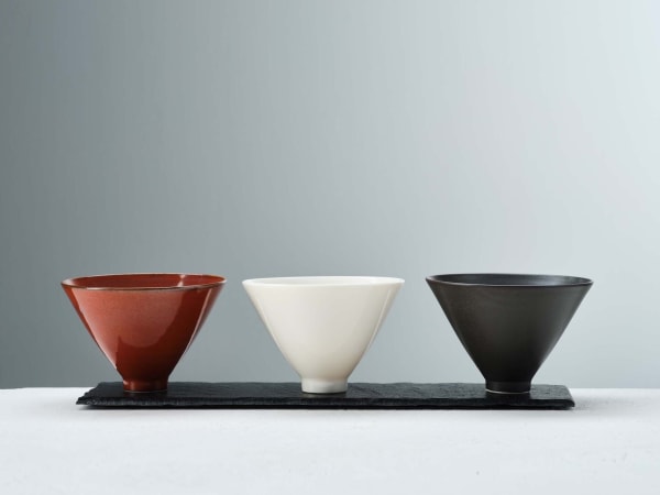 Robyn Hardyman, Set of 3 Dishes on Slate