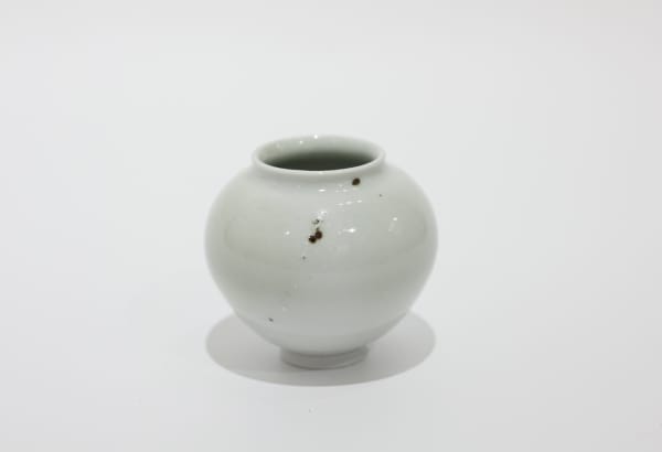 Adam Buick, 120. Miniature Moon Jar with Qaurtz Inclusions