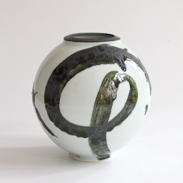 Tricia Thom, 33. Medium Moon Jar