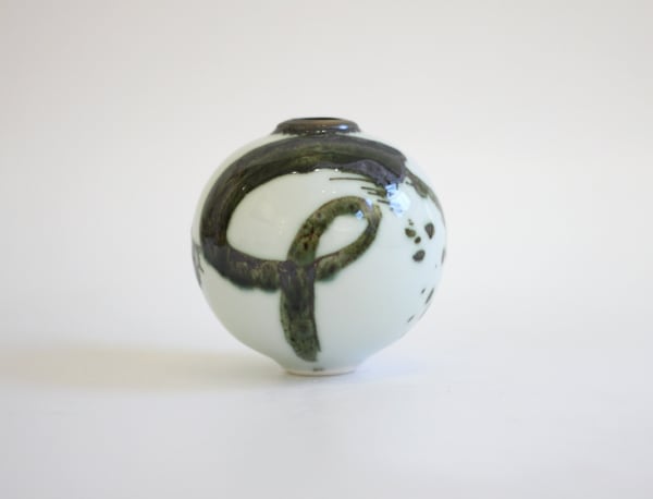 Tricia Thom, 67. Mini moon jar green splash