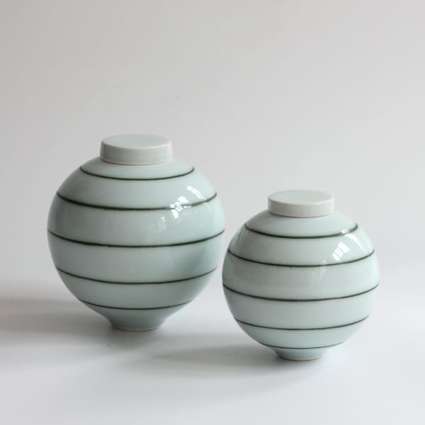Patricia Thom Ginger Jars Porcelain 17 x 14, 13 x 13 cm. £190, £150